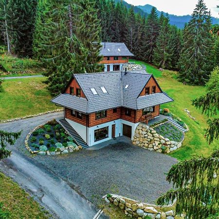 Drevenica Lesanka Villa Демановска Долина Екстериор снимка