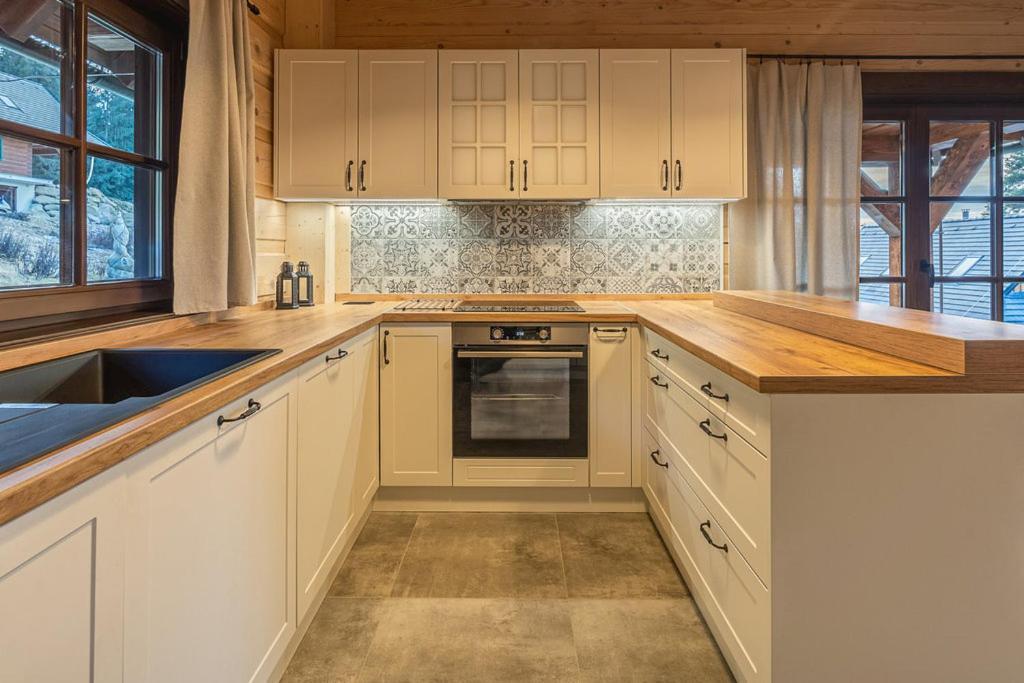 Drevenica Lesanka Villa Демановска Долина Екстериор снимка