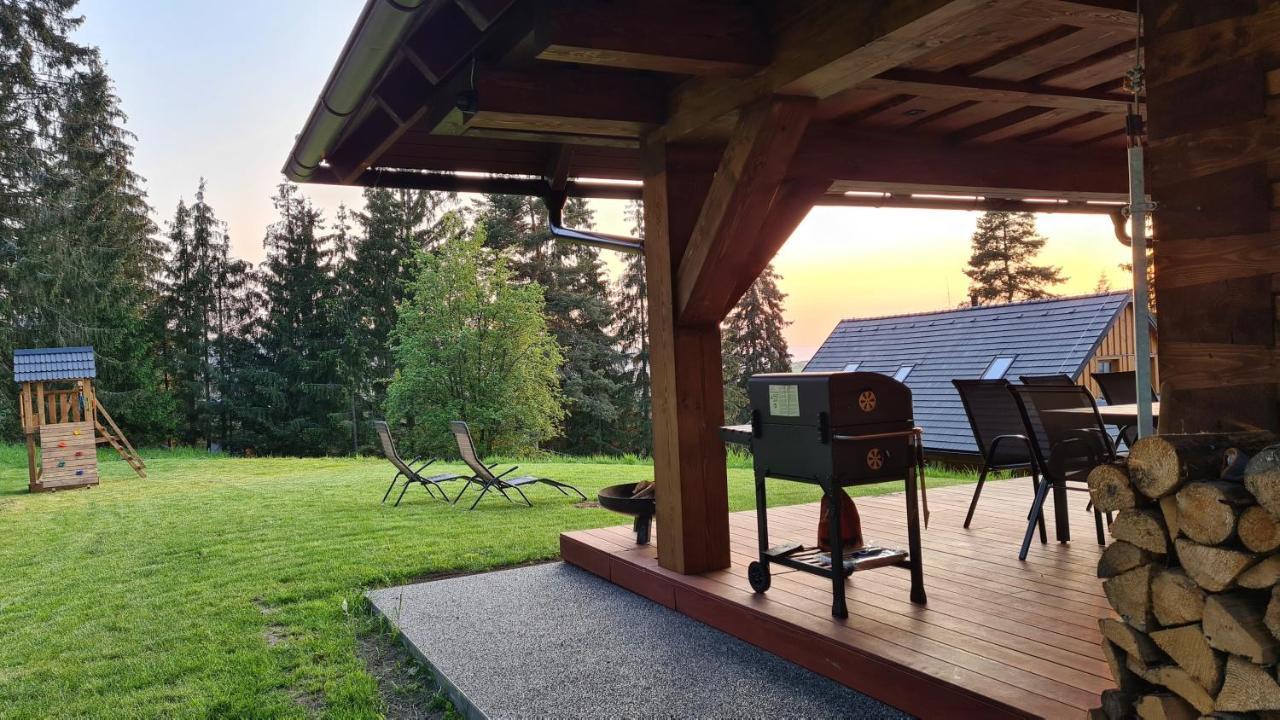 Drevenica Lesanka Villa Демановска Долина Екстериор снимка