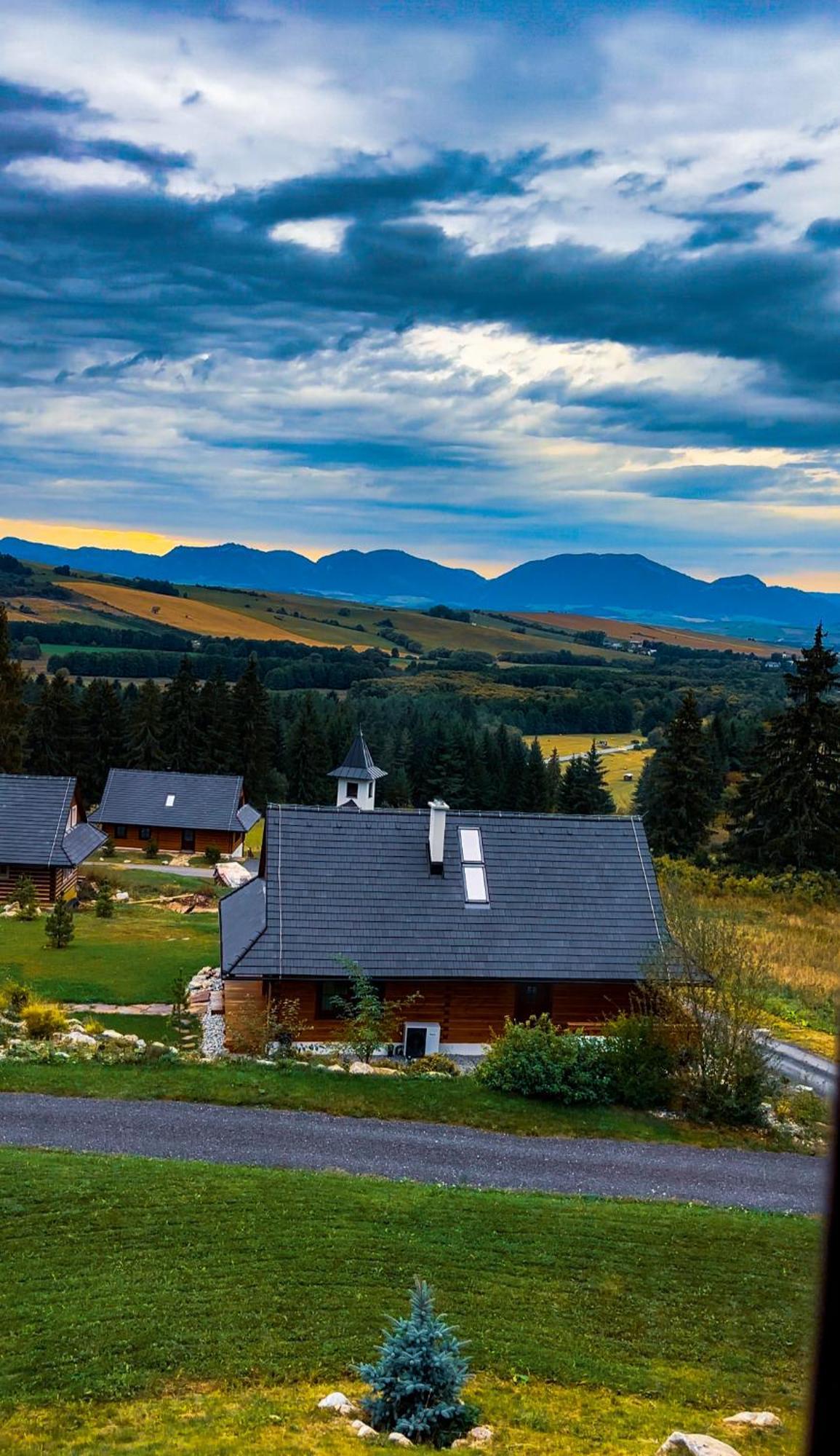 Drevenica Lesanka Villa Демановска Долина Екстериор снимка